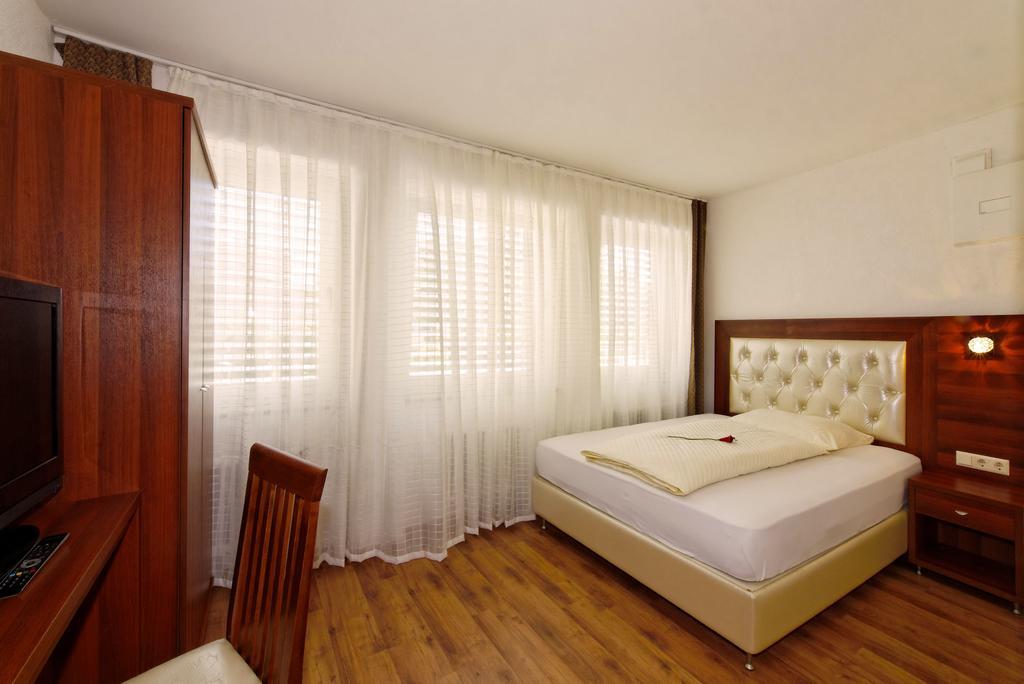 Zum Ziel Hotel Grenzach-Wyhlen Bei Basel Habitación foto